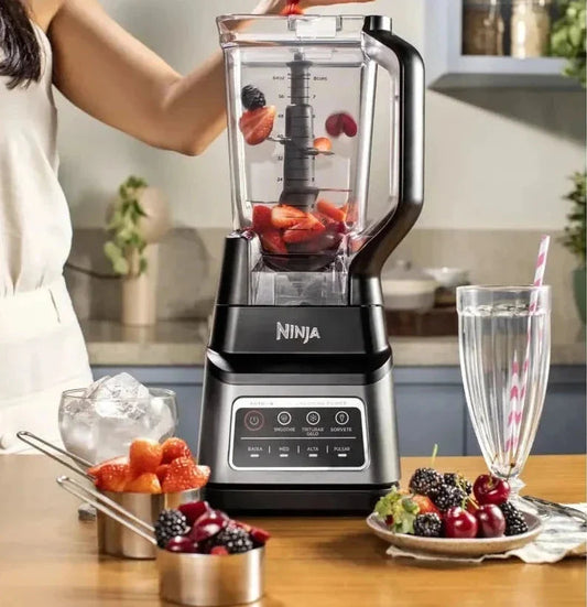 Ninja Titanium Plus® – Licuadora Multifuncional 5 en 1 de Potencia Avanzada